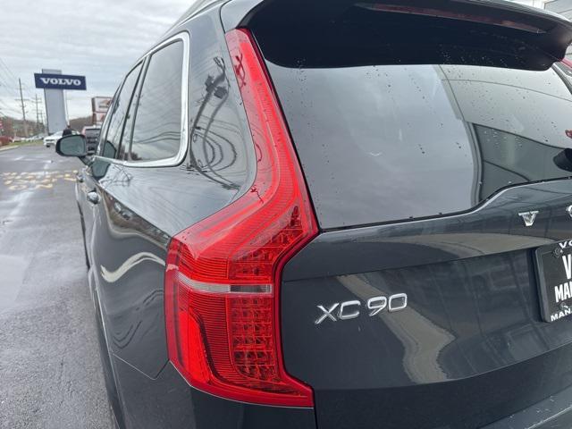 used 2022 Volvo XC90 car