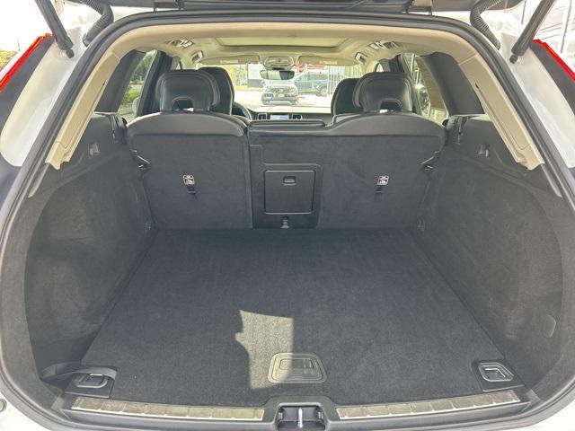 used 2022 Volvo XC60 car, priced at $33,475