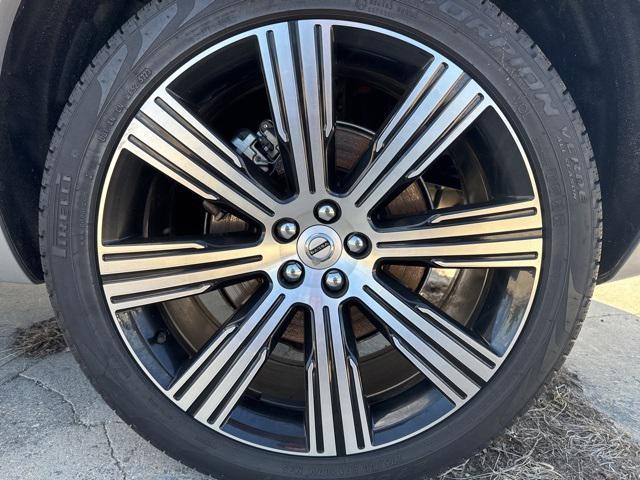 used 2024 Volvo XC90 car, priced at $43,975