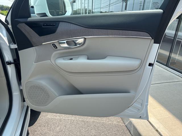 used 2022 Volvo XC90 car, priced at $48,574