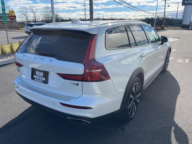 used 2022 Volvo V60 Cross Country car, priced at $37,975