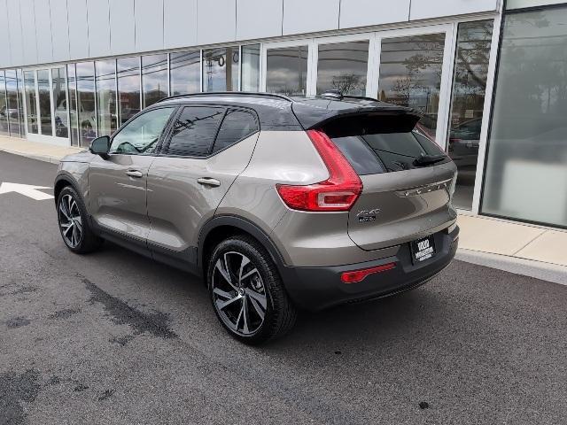 used 2022 Volvo XC40 car, priced at $38,975