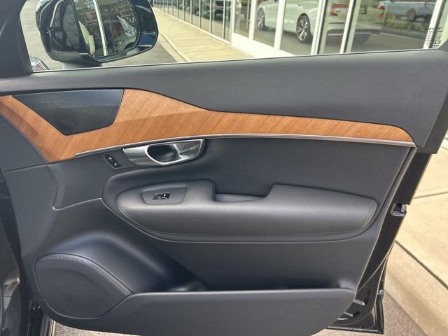 used 2022 Volvo XC90 car, priced at $39,974