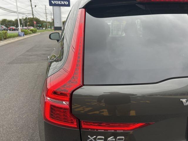 used 2022 Volvo XC60 car, priced at $33,975