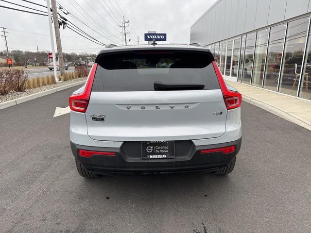 used 2022 Volvo XC40 car, priced at $30,975