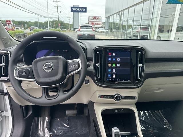 used 2023 Volvo XC40 car, priced at $34,975