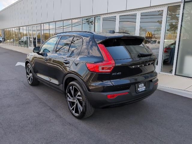 used 2021 Volvo XC40 car, priced at $32,475