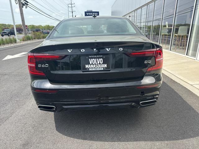 used 2022 Volvo S60 car
