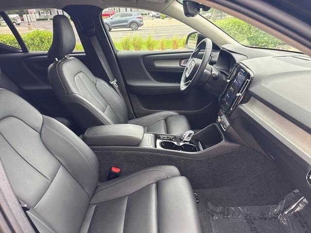 used 2025 Volvo XC40 car, priced at $33,975