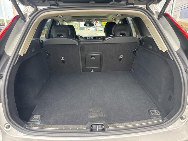 used 2025 Volvo XC60 car, priced at $39,975