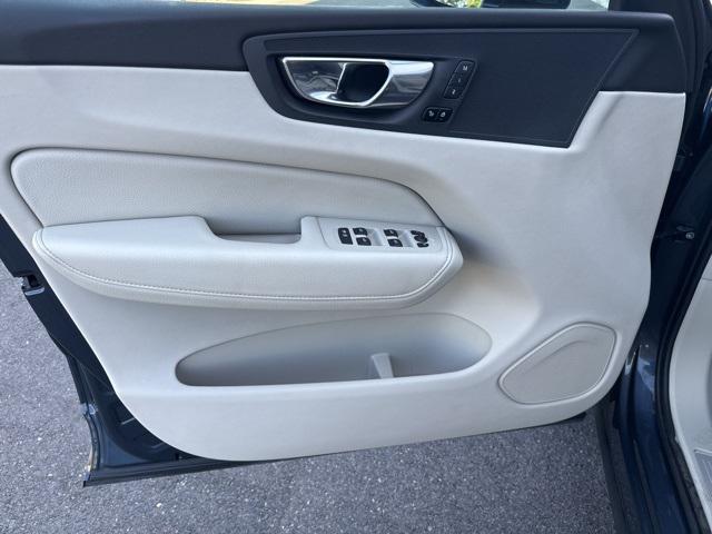 used 2021 Volvo XC60 car, priced at $26,975
