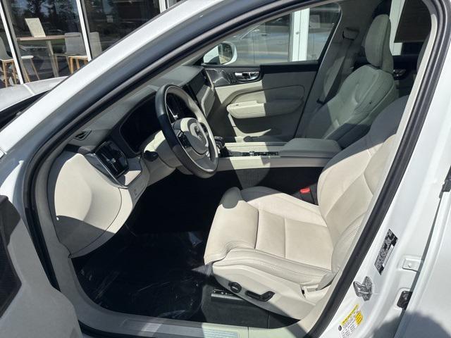 used 2021 Volvo XC60 car, priced at $31,975