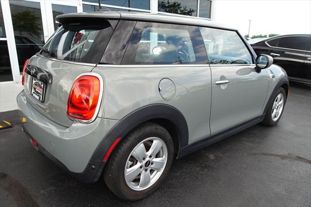 used 2021 MINI Hardtop car, priced at $18,990