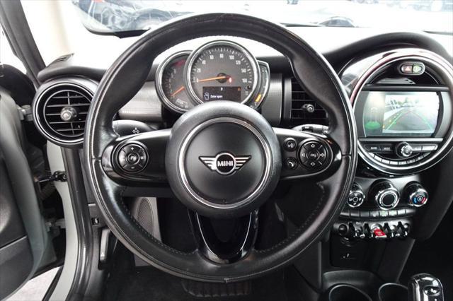 used 2021 MINI Hardtop car, priced at $18,990