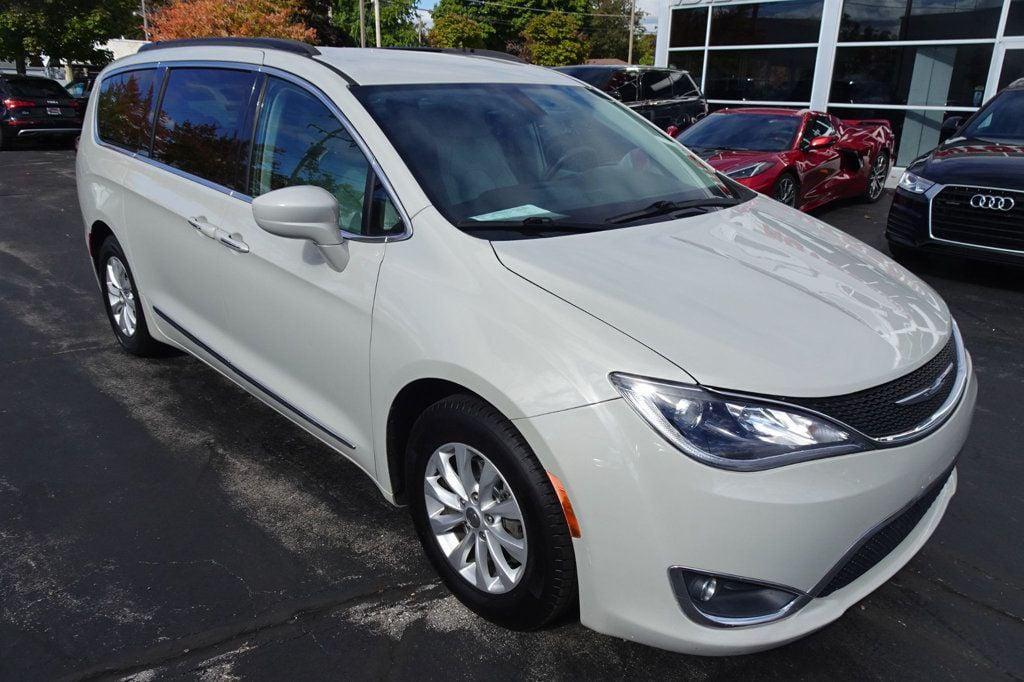 used 2017 Chrysler Pacifica car, priced at $14,495