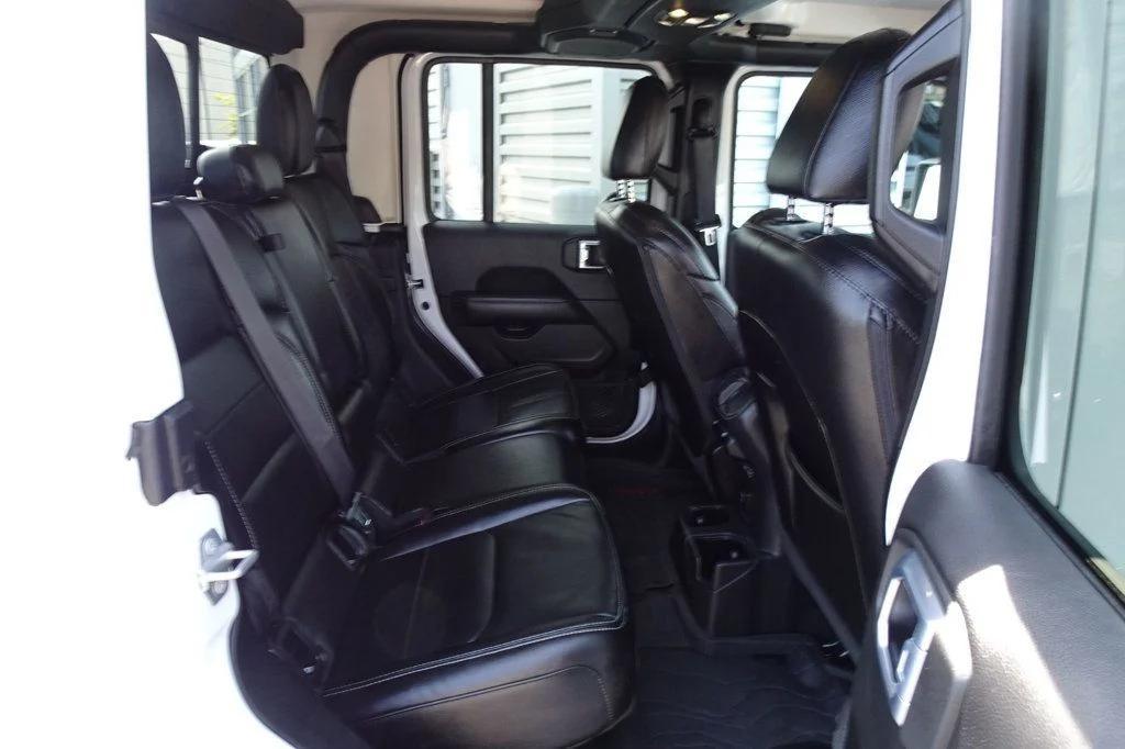 used 2022 Jeep Gladiator car, priced at $31,999