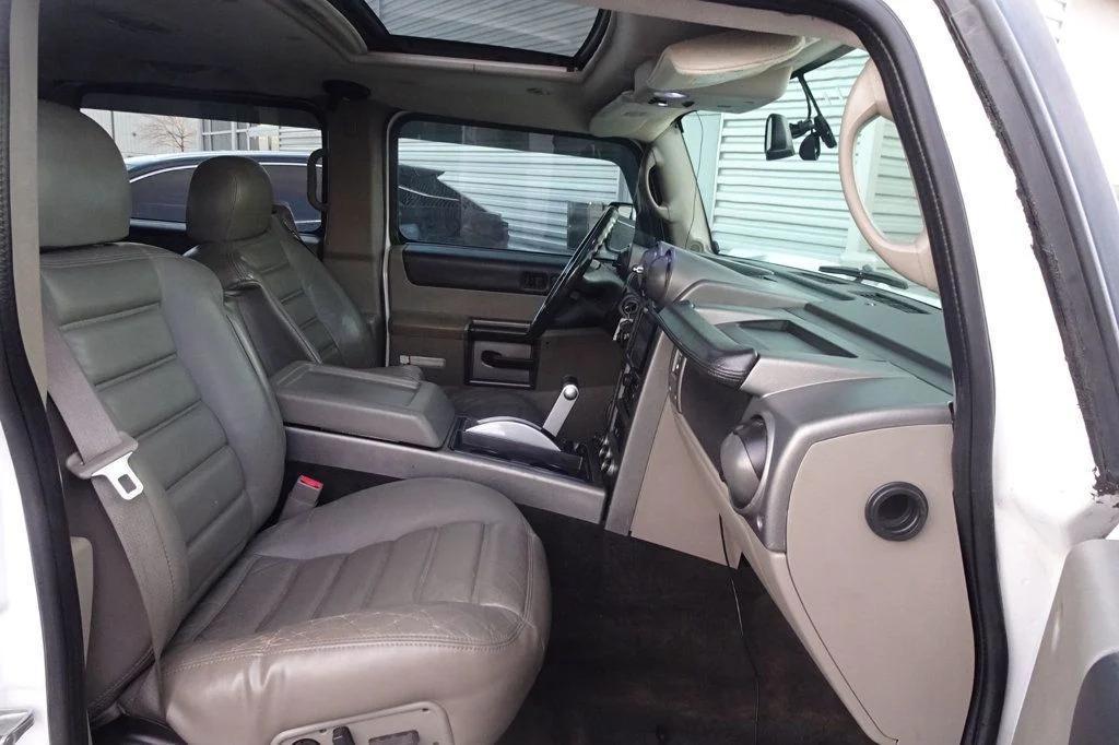 used 2003 Hummer H2 car, priced at $20,999