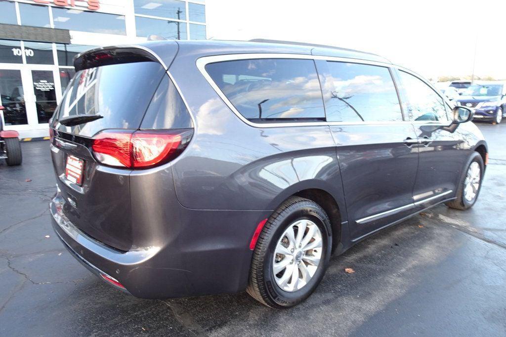 used 2018 Chrysler Pacifica car, priced at $15,995