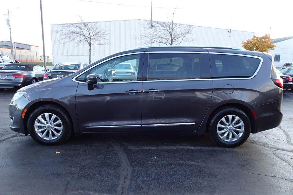 used 2018 Chrysler Pacifica car, priced at $15,995