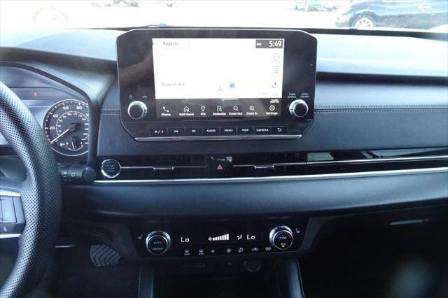 used 2024 Mitsubishi Outlander car, priced at $26,999