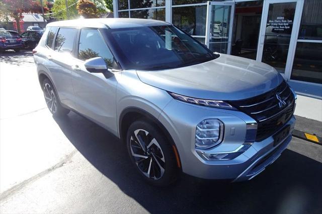 used 2024 Mitsubishi Outlander car, priced at $26,999
