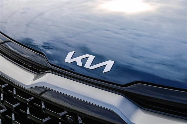new 2024 Kia Sportage Plug-In Hybrid car, priced at $50,635