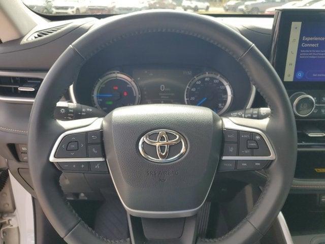 used 2023 Toyota Highlander Hybrid car, priced at $44,950