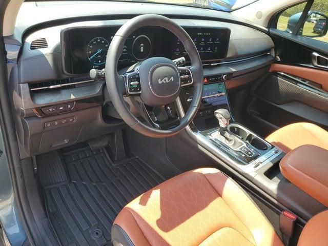 used 2023 Kia Carnival car, priced at $38,950