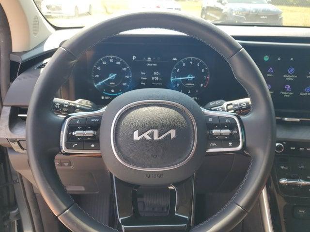 used 2023 Kia Carnival car, priced at $38,950