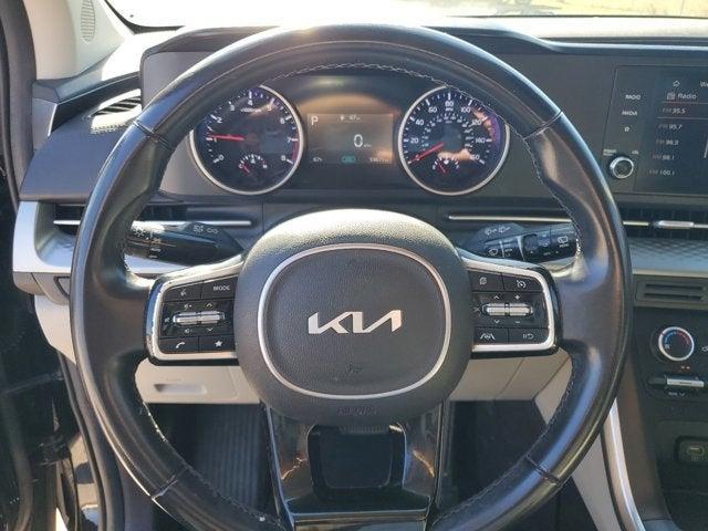 used 2022 Kia Carnival car, priced at $27,950