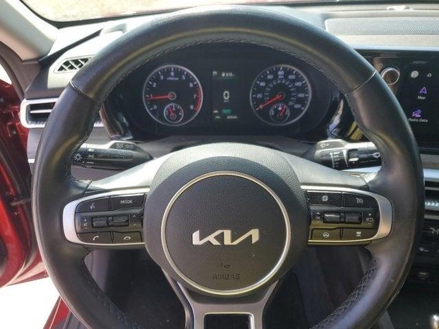 used 2022 Kia K5 car