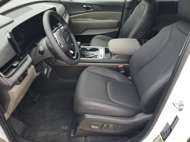 new 2026 Kia Carnival car, priced at $49,720