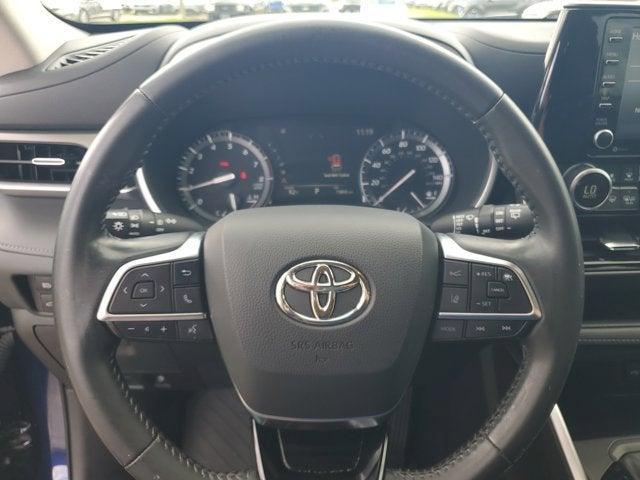used 2021 Toyota Highlander car, priced at $31,950