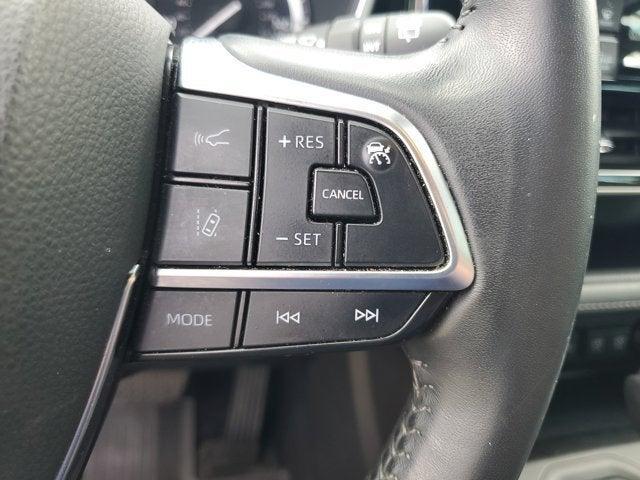 used 2021 Toyota Highlander car, priced at $31,950