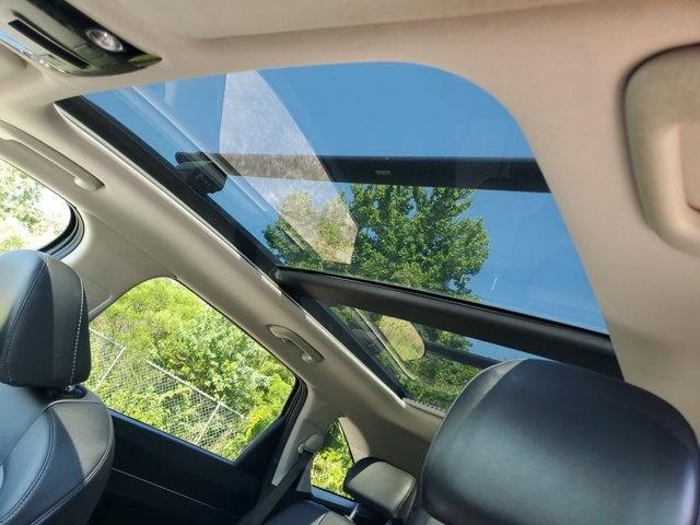 used 2022 Kia Sorento car, priced at $29,950
