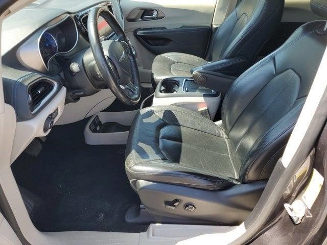 used 2021 Chrysler Pacifica Hybrid car, priced at $25,950