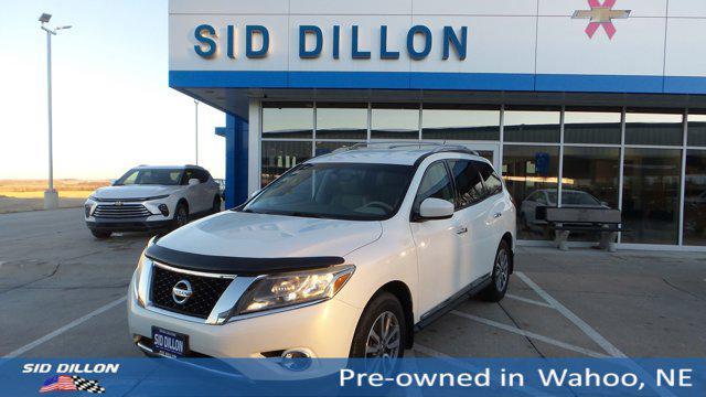 used 2014 Nissan Pathfinder car, priced at $11,341