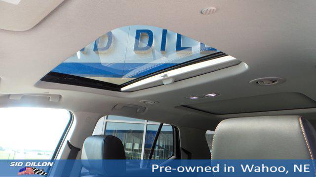 used 2021 Chevrolet Traverse car, priced at $32,991