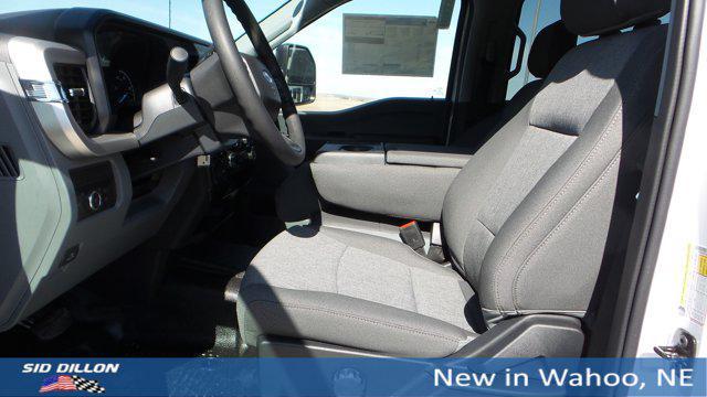 new 2025 Ford F-250 car, priced at $65,417