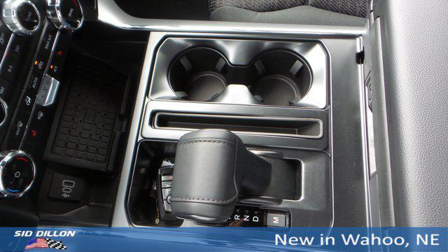 new 2025 Ford F-150 car, priced at $400