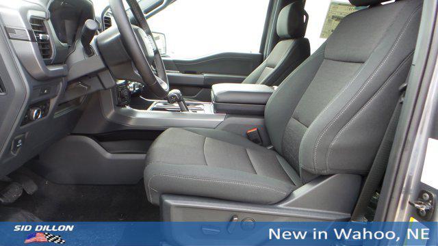 new 2025 Ford F-150 car, priced at $400