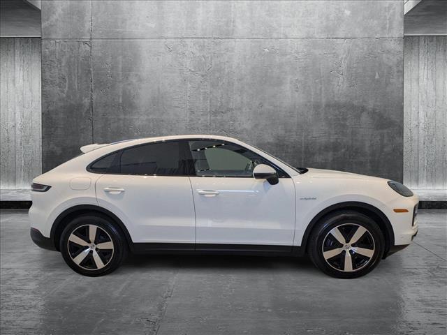 used 2025 Porsche Cayenne E-Hybrid car, priced at $91,685