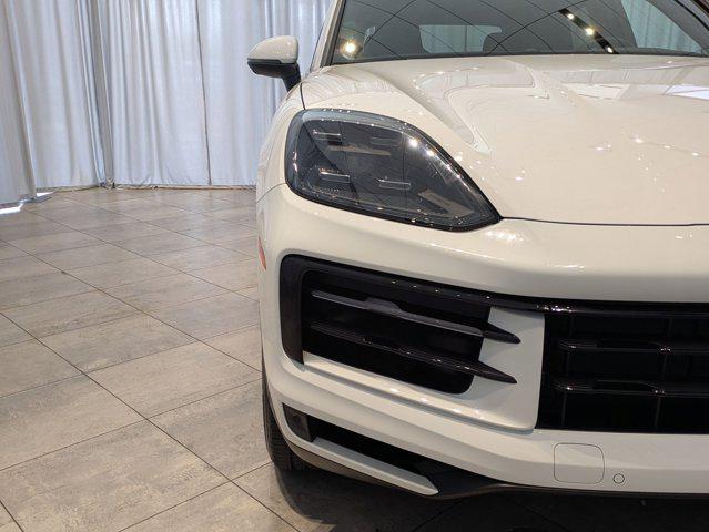 used 2025 Porsche Cayenne car, priced at $89,990