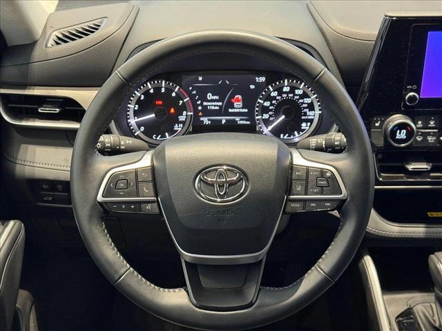 used 2023 Toyota Highlander car, priced at $41,747