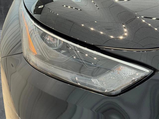 used 2023 Toyota Highlander car, priced at $41,747