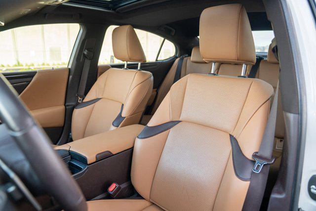 used 2021 Lexus ES 250 car, priced at $31,285