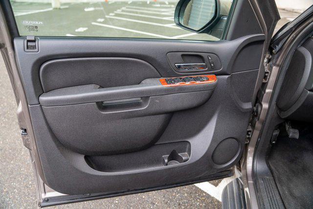 used 2014 GMC Yukon car, priced at $12,963