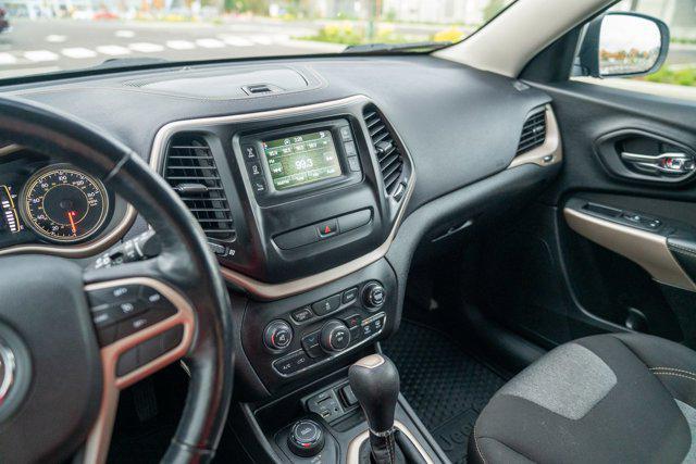 used 2018 Jeep Cherokee car, priced at $15,990