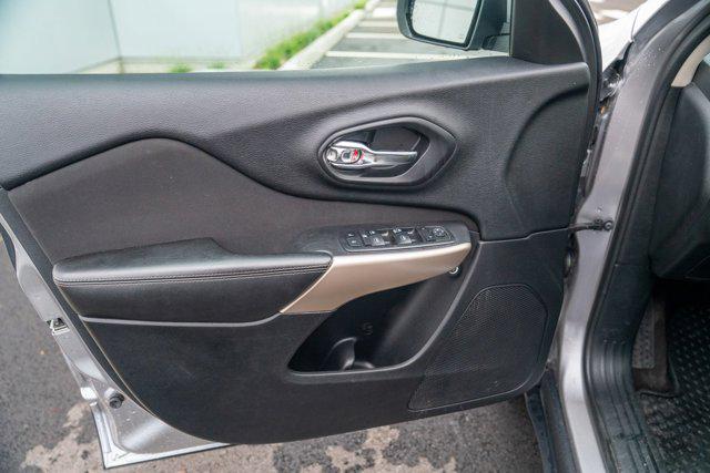 used 2018 Jeep Cherokee car, priced at $15,990