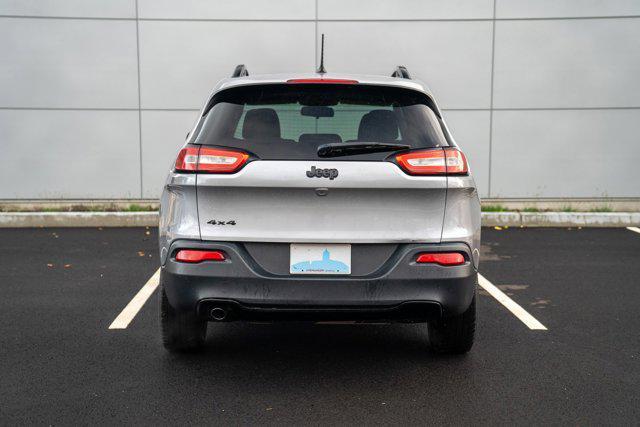 used 2018 Jeep Cherokee car, priced at $15,990